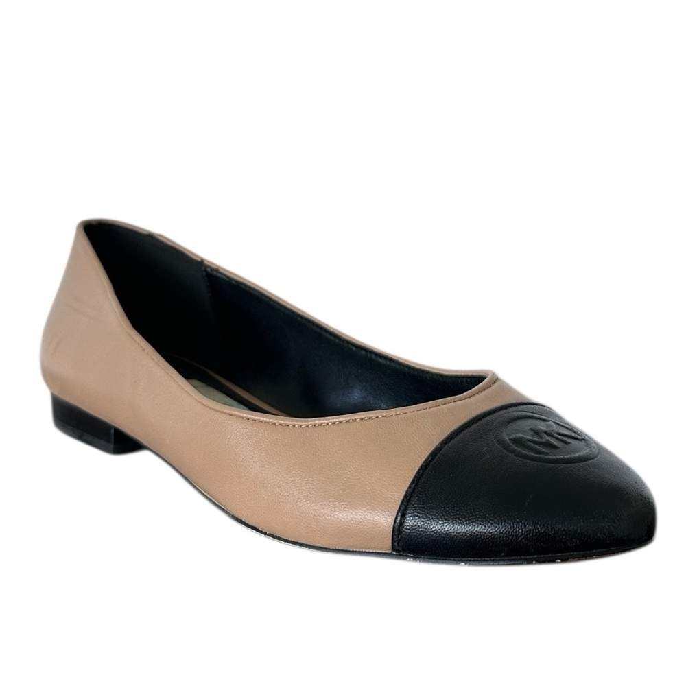 MICHAEL Michael Kors Dylyn Logo Leather Tan Ballet Flats Black Cap Toe Size 9